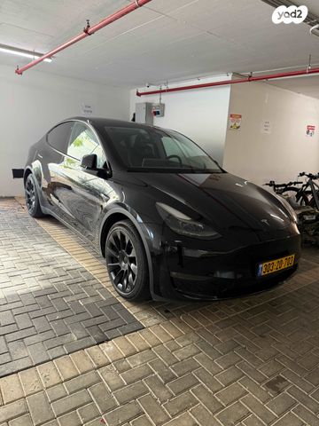 מודעת רכב טסלה מודל Y