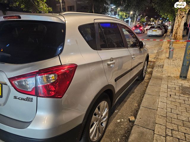 סוזוקי קרוסאובר