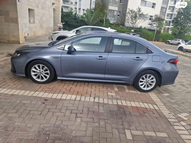 מודעת רכב טויוטה קורולה