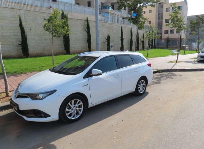 טויוטה אוריס