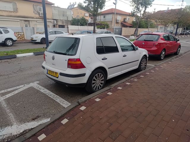 פולקסווגן גולף