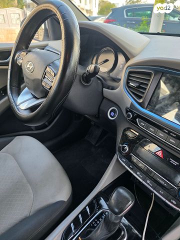 מודעת רכב יונדאי איוניק