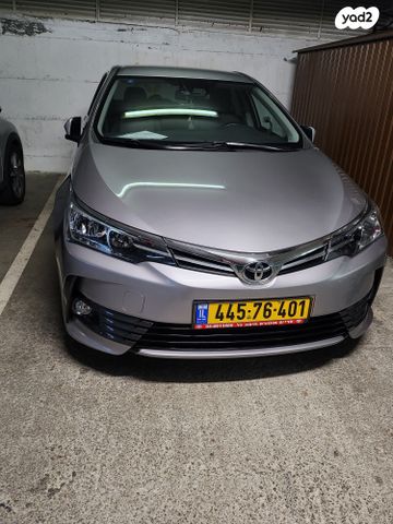 מודעת רכב טויוטה קורולה