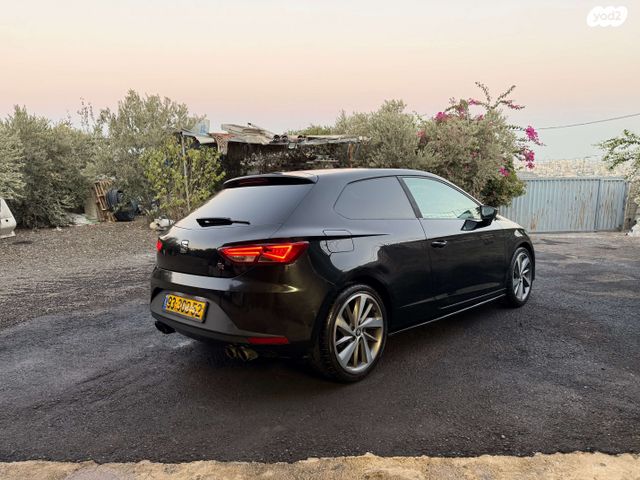 מודעת רכב סיאט לאון