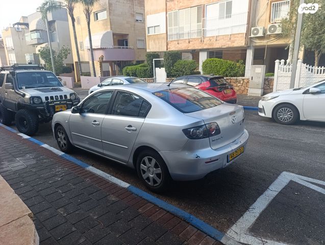 מאזדה 3