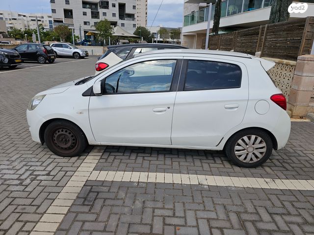 מיצובישי ספייס סטאר