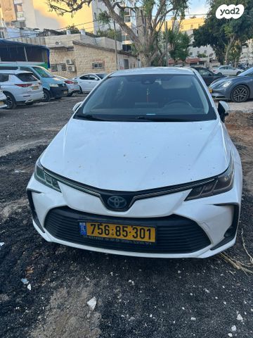 טויוטה קורולה