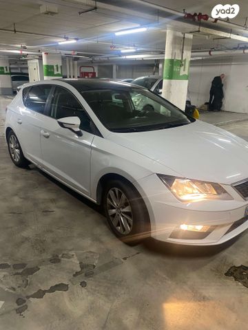 מודעת רכב סיאט לאון