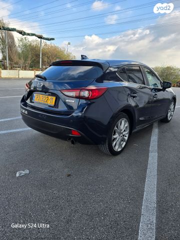 מודעת רכב מאזדה 3