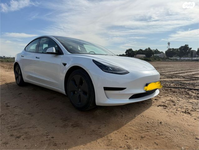 טסלה מודל 3