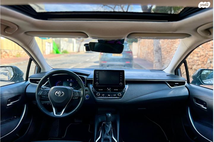 טויוטה קורולה