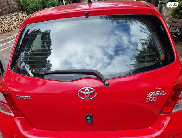 טויוטה יאריס