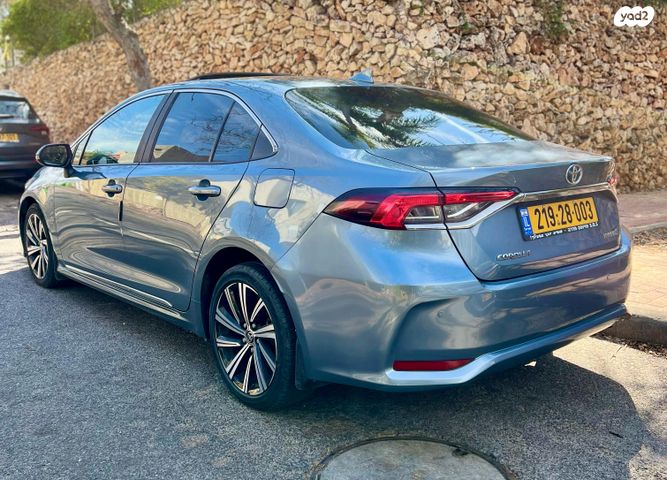 טויוטה קורולה