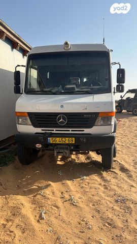 מודעת רכב מרצדס-בנץ ואריו