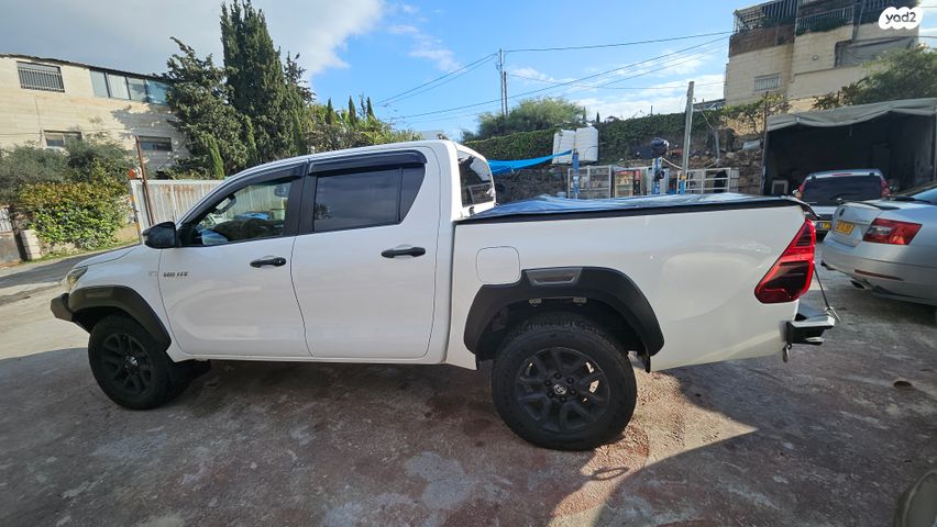 טויוטה היילקס