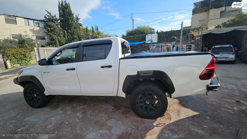 טויוטה היילקס