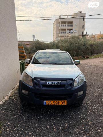 איסוזו די-מקס