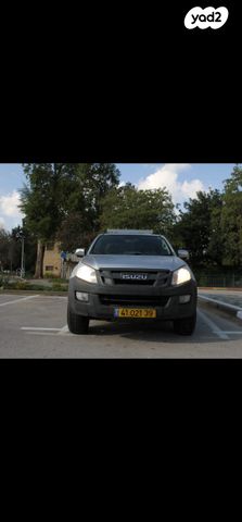 איסוזו די-מקס