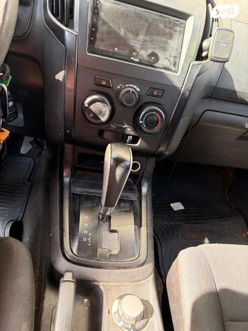 איסוזו די-מקס