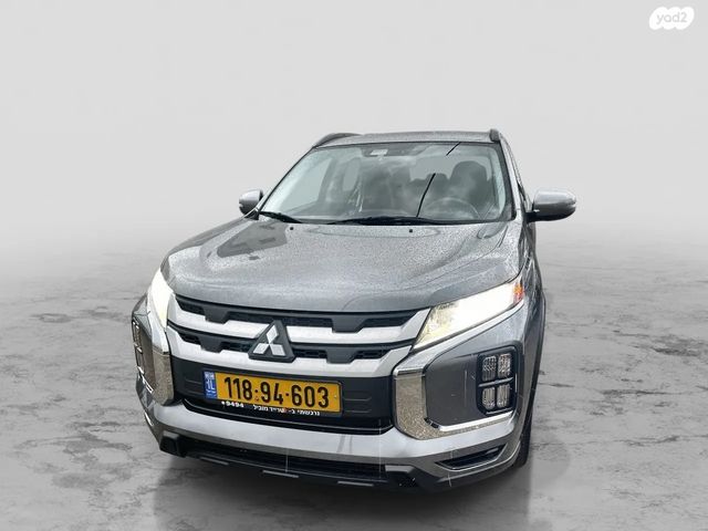 מודעת רכב מיצובישי ASX