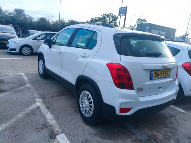 שברולט טראקס