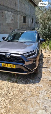טויוטה RAV4