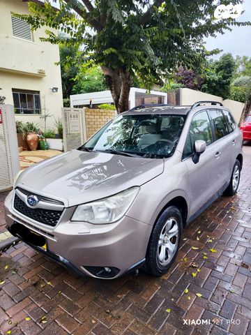 סובארו פורסטר