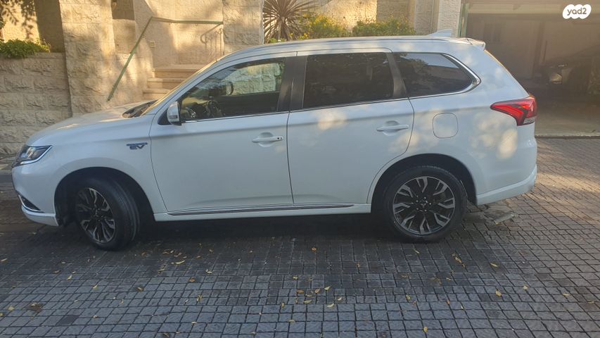 מודעת רכב מיצובישי אאוטלנדר