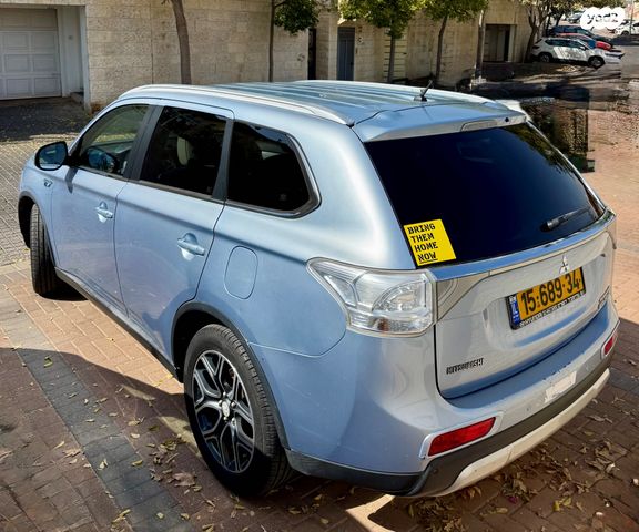 מודעת רכב מיצובישי אאוטלנדר