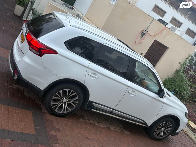 מודעת רכב מיצובישי אאוטלנדר