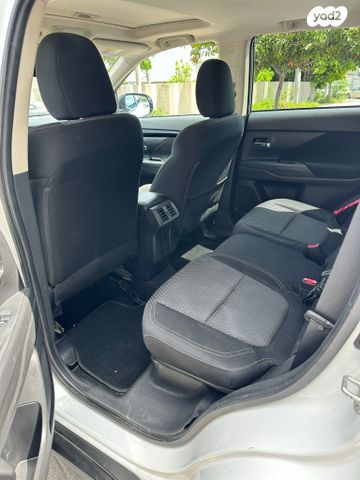 מיצובישי אאוטלנדר