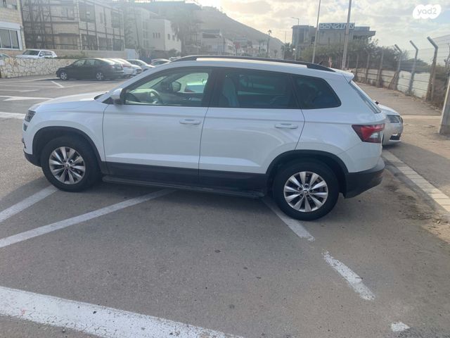 מודעת רכב סקודה קארוק