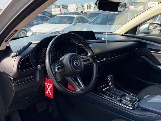 מאזדה CX-30