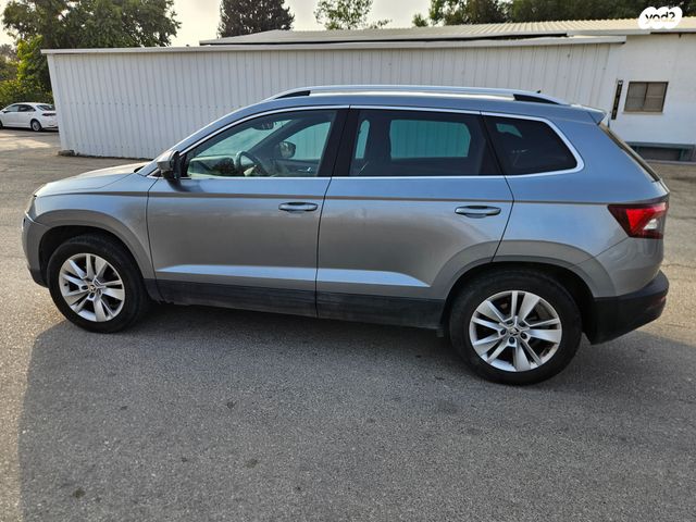 מודעת רכב סקודה קארוק