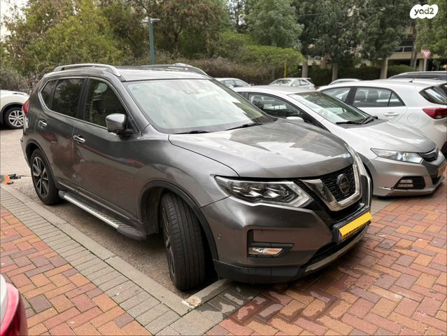 ניסאן אקס טרייל