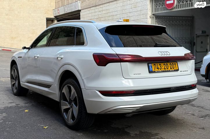 אאודי E-tron
