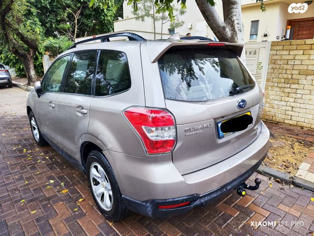 סובארו פורסטר