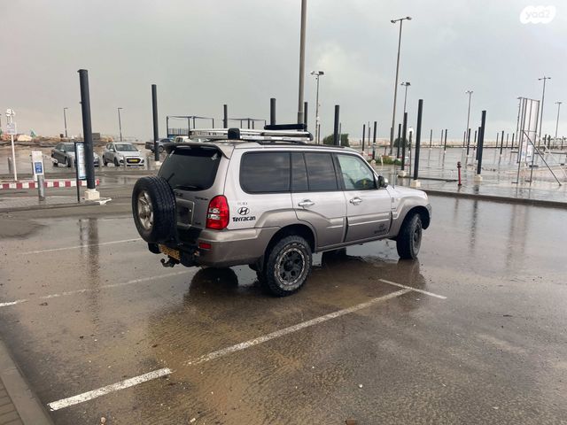 יונדאי טאראקן