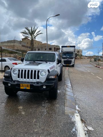 מודעת רכב ג'יפ רנגלר