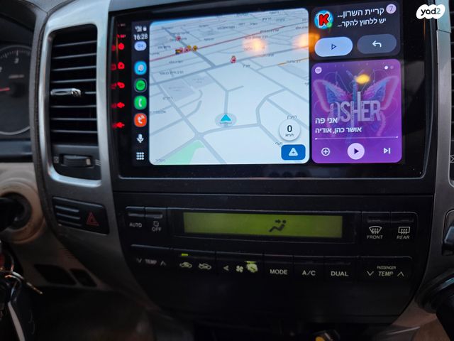 טויוטה לנד קרוזר