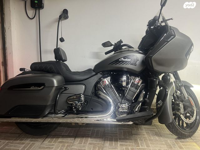 מודעת רכב אינדיאן Challenger Limited