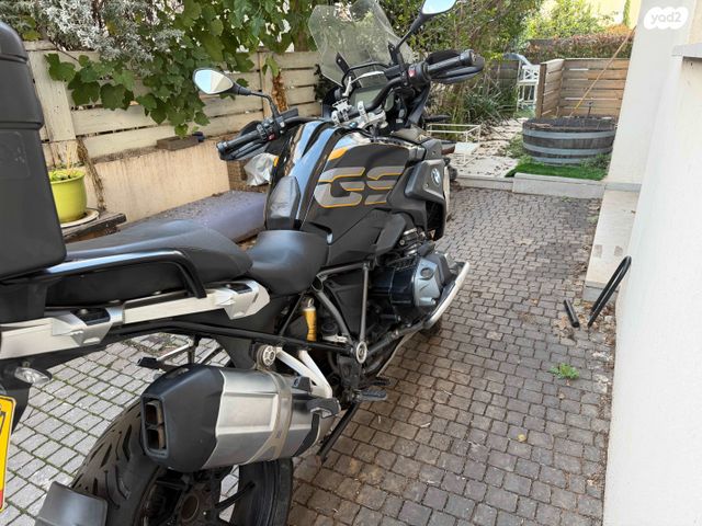 ב.מ.וו R1250GS