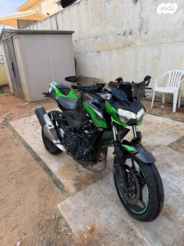 קאוואסאקי Z400