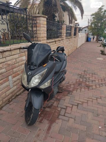 מודעת רכב סאן יאנג ג'וי-מקס 250 XI