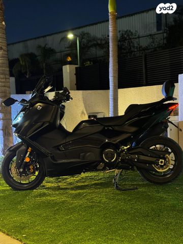 ימאהה Tmax 560 Tech