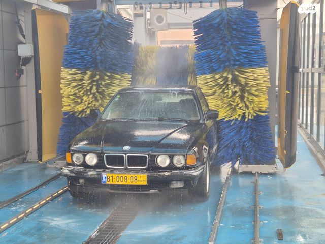 מודעת רכב ב מ וו