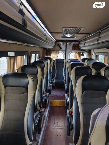 מודעת רכב מיניבוסים ורכבי הסעות