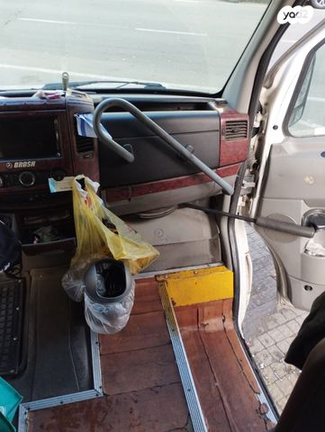 מיניבוסים ורכבי הסעות