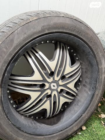 feedItemObj.data.row_1