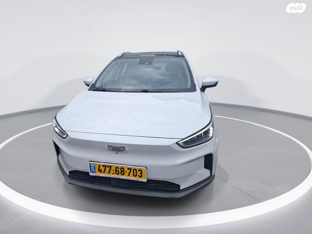 ג׳ילי Geometry C